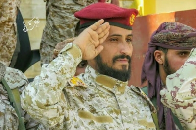 إصابة العميد عدنان رزيق في كمين نفذته المليشيا غرب تعز ومقتل اثنين من مرافقيه