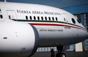 رئيس المكسيك يعرض طائرته للتأجير لحفلات الأعراس ( فيديو)