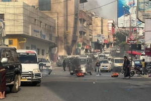 احتجاجات غاضبة في تعز بسبب تدهور الخدمات والأوضاع المعيشية