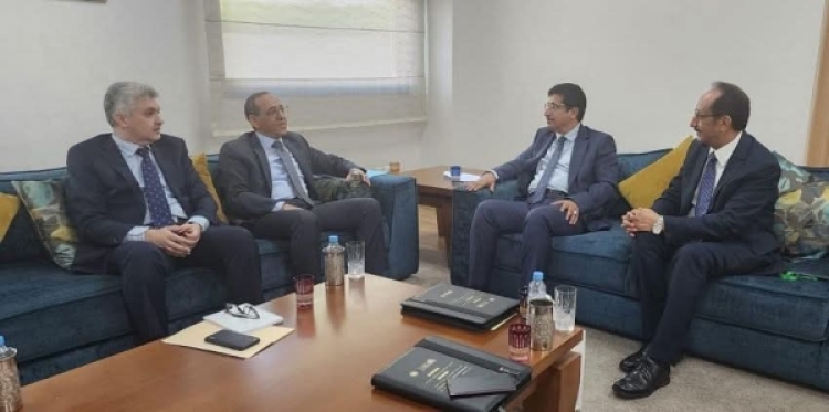 اليمن والمغرب تبحثان ترتيبات انعقاد أول مؤتمر للاستثمار المشترك بين البلدين