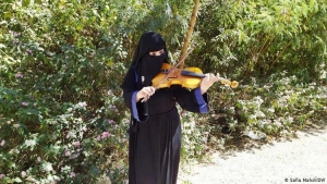 الموسيقى في اليمن.. تحدي الحرب بتعلم العزف