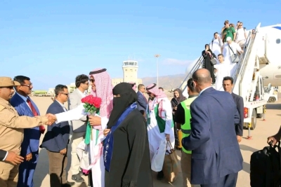 تدشين أولى الرحلات الدولية المباشرة من جدة إلى أرخبيل سقطرى