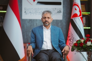 الشيخ حمود سعيد المخلافي يهنئ أبطال الجيش الوطني والمقاومة الشعبية وأبناء الشعب اليمني بعيد الأضحى المبارك