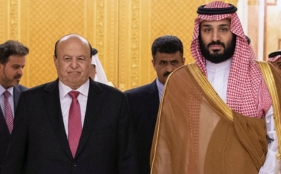 مسؤول حكومي: السعودية أجبرت الرئيس هادي على ترك السلطة