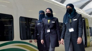 سعوديات يقدن قطارات سريعة من مكة إلى المدينة