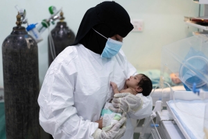 الصحة العالمية: انهيار الرعاية الصحية يضاعف وفيات الولادة المبكرة ويضع اليمن أمام كارثة صامتة