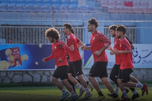 من ملعب الشهداءبتعز.. المنتخب الوطني يدشّن معسكره الإعدادي الداخلي استعدادًا لتصفيات كأس آسيا 2026