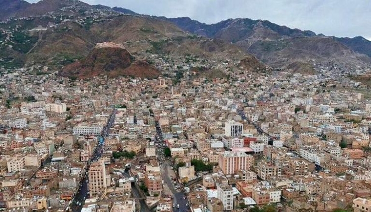 أحزاب تعز تدعو الحكومة لدعم الجيش ورفع الجاهزية لمعركة التحرير
