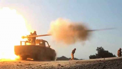 الجيش يعلن عن قتلى وجرحى حوثيين بقصف مدفعي غرب مأرب