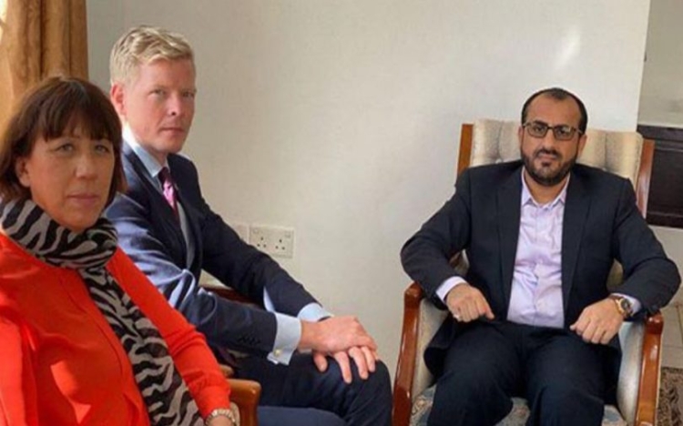 المبعوث الأممي الخاص إلى اليمن يختتم زيارة إلى مسقط التقى خلالها كبير مفاوضي الحوثيين محمد عبد السلام