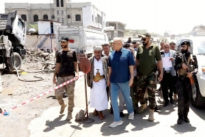 سلطات تعز تدشن حفر 3 آبار مياه في الضباب بتمويل من مركز الملك سلمان