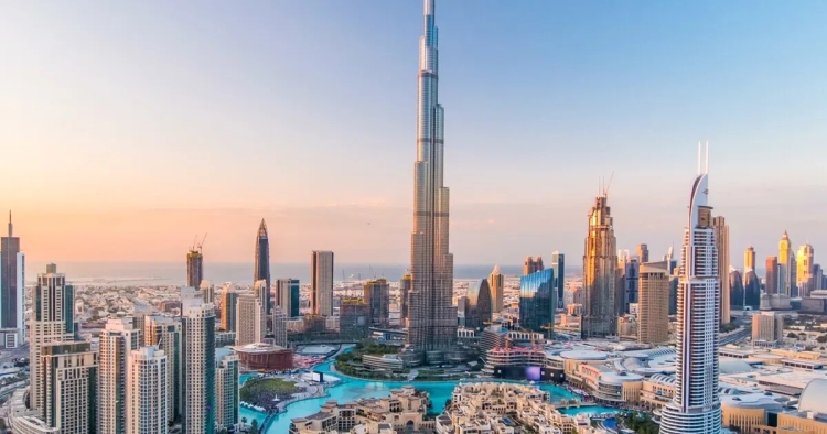 مخططات إرهابية في الإمارات تقف خلفها مليشيا الحوثي وتحذيرات بريطانية وأمريكية من هجمات محتملة
