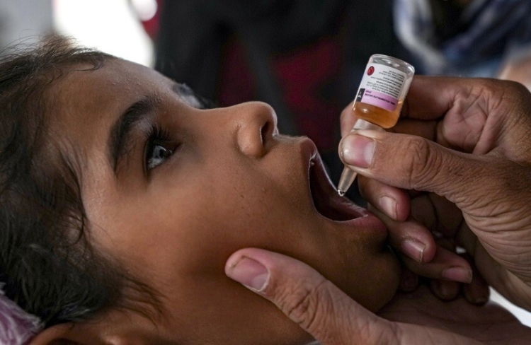 وزارة الصحة في عدن تطلق غدًا حملة تحصين تستهدف 1.3 مليون طفل في المناطق المحررة