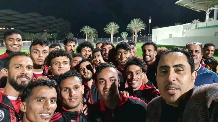 وزير الشباب والرياضة يكافئ بعثة المنتخب الوطني بمبلغ 70 مليون ريال