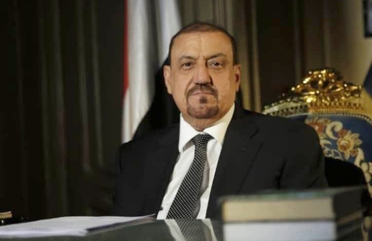 تحركات مكثفة يقودها الشيخ سلطان البركاني لإنهاء أزمة الغاز في تعز