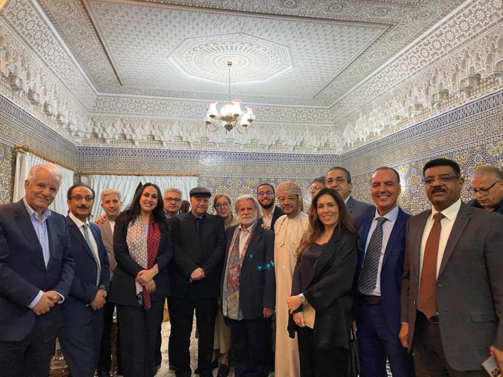 سفير اليمن عز الدين الأصبحي يحتفي بمارسيل خليفة في أمسية ثقافية فنية راقية بالرباط