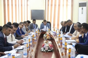 النائب العام يرأس اجتماعاً بـ عدن لأجهزة مكافحة غسل الأموال وتمويل الإرهاب