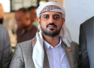 لفتة إنسانية من الشيخ صهيب البركاني لدعم متضرر من أزمة الغاز في تعز