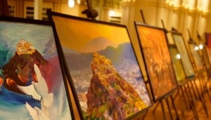 يمنيون في تركيا يستعرضون أوجاع بلادهم وأمنياتهم بالسلام في معرض للفن التشكيلي