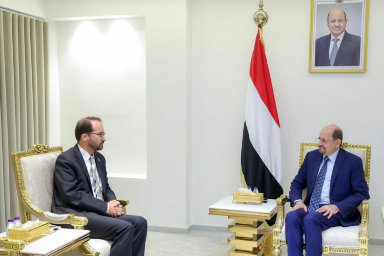 الزنداني يشيد بالدعم السويسري لليمن خلال لقاء توديعي بسفير الاتحاد السويسري