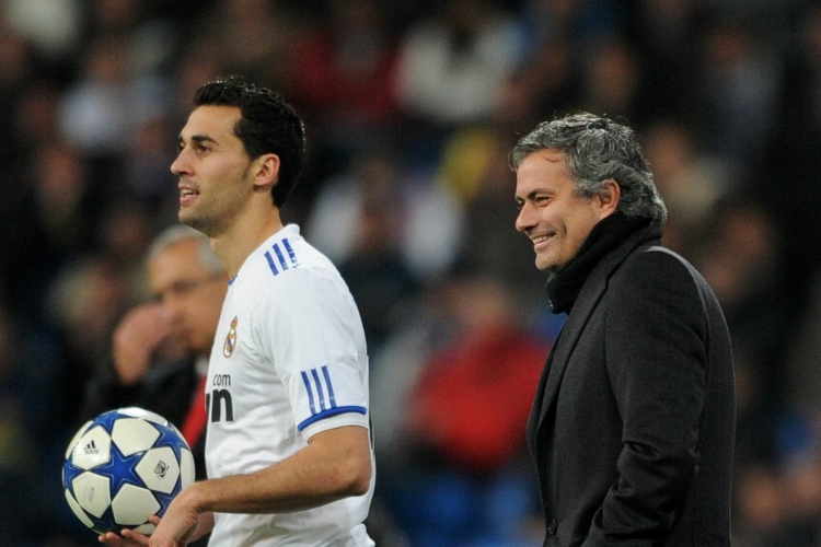 مورينيو يقود بنفيكا في اختبار خاص أمام ريال مدريد الليلة بدوري أبطال أوروبا