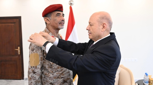 الرئيس العليمي يصدر قرارا بتعيين "محمود الصبيحي" و "سالم الخنبشي" عضويْن في مجلس القيادة الرئاسي