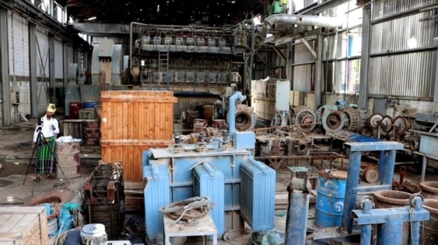 مسؤول محلي بتعز يكشف لـ تعز تايم آخر مستجدات أعمال صيانة محطة عصيفرة لتوليد الكهرباء