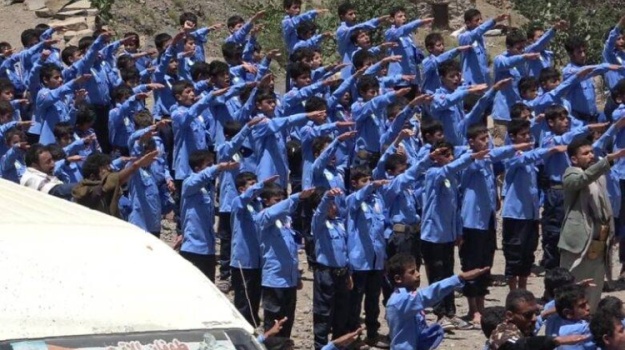 نقابة المعلمين تحذّر من المراكز الصيفية الحوثية وتدعو لحماية الأطفال من الاستقطاب الطائفي