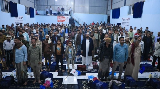 تعز: المقاومة الشعبية بالمعافر تنظم أمسية رمضانية جماهيرية وتؤكد استمرار النضال حتى إنهاء الانقلاب