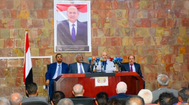 اللجنة الحكومية تعقد اجتماعاً موسعاً في محافظة تعز لمناقشة أضرار السيول