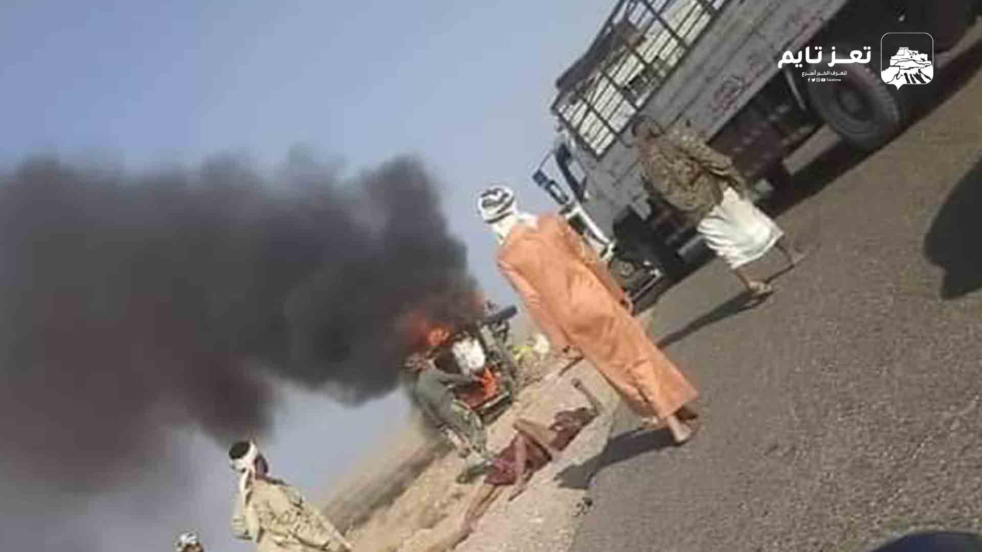 جثث الركاب تفحمت.. تعز تايم يوثق تفاصيل حادث مروع أودى بحياة نحو 8 أشخاص من تعز
