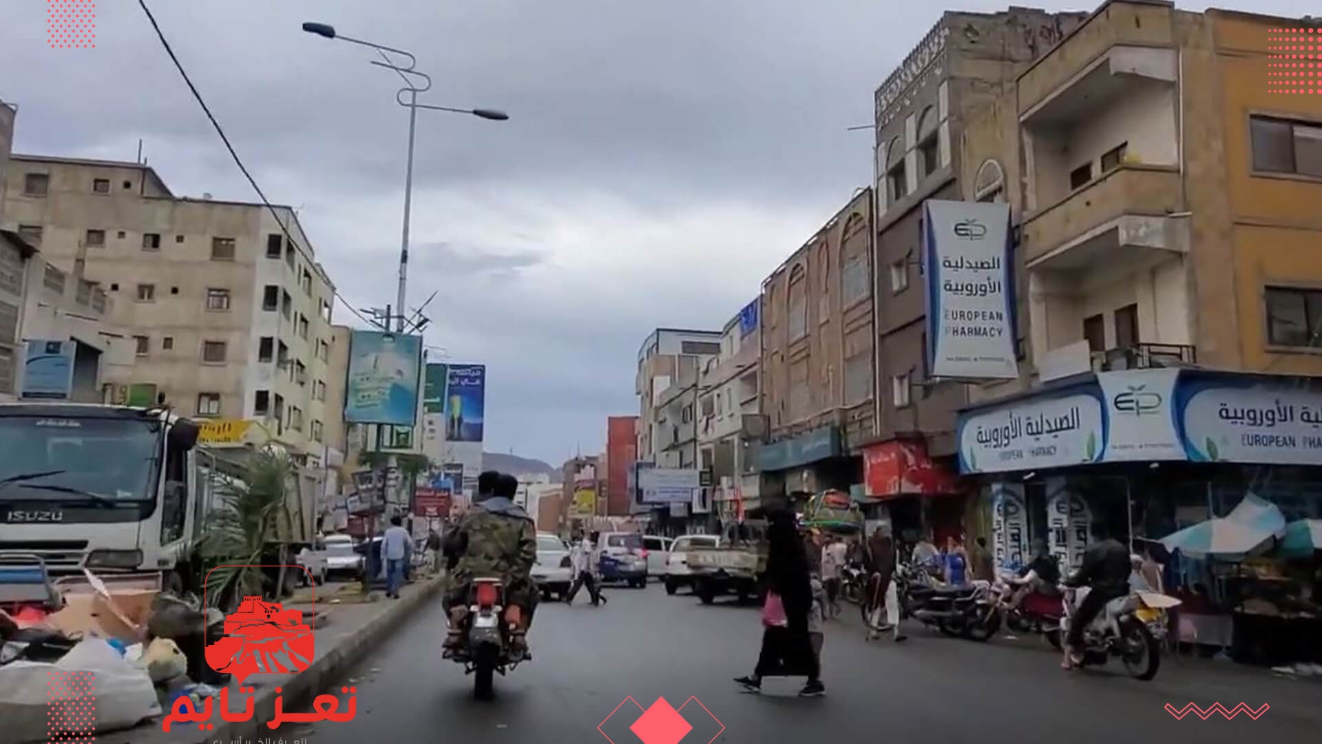 شاهد: أجواء رمضانية لا تتكرر .. جولة سريعة في شوارع تعز