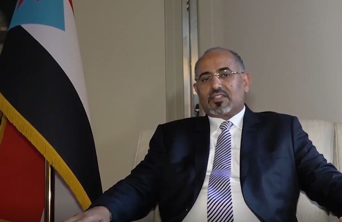عيدروس الزبيدي يهدد من وسيا بتقسيم اليمن