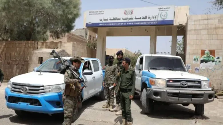 شرطة مأرب تعمم أسماء مطلوبين على خلفية استهداف أبراج الكهرباء وتؤكد أن الجريمة لن تمر دون عقاب
