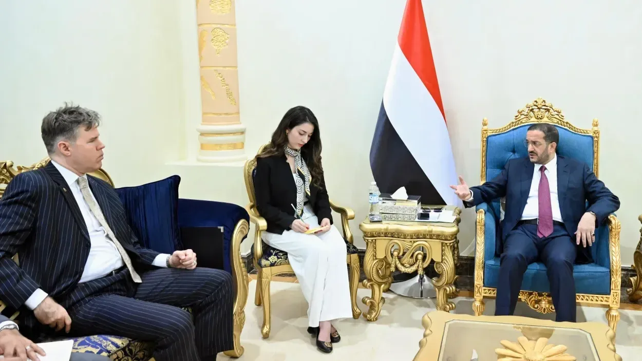 مسؤول أمريكي: نتطلع إلى اليوم الذي تتحرر فيه صعدة من الأنشطة الإجرامية والنهب وتصبح مركزا للفرص الاقتصادية والسياحة