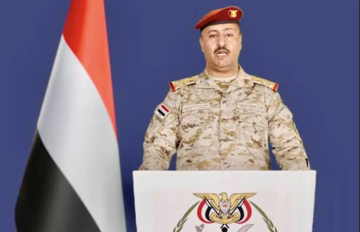 القوات المسلحة  اليمنية تعلن تنفيذ عملية عسكرية ضد مواقع للحوثيين في عدة محاور