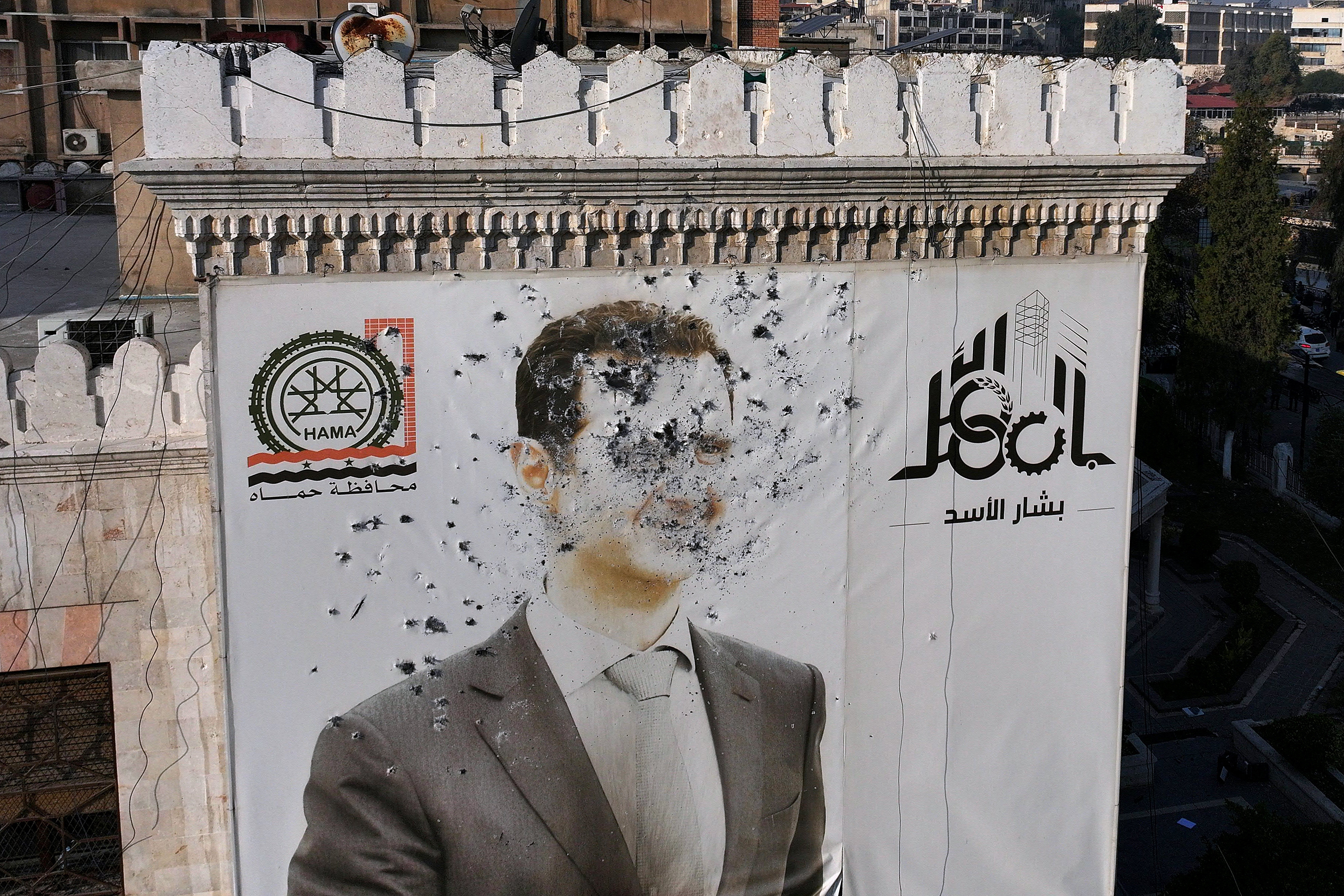 بعد 51 عاما.. سوريا بدون عائلة الأسد