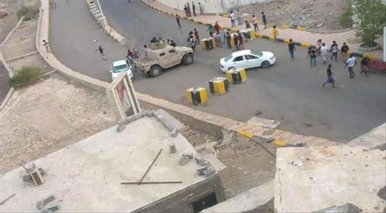 الانتقالي يعاود التصعيد ضد الحكومة في قصر المعاشيق