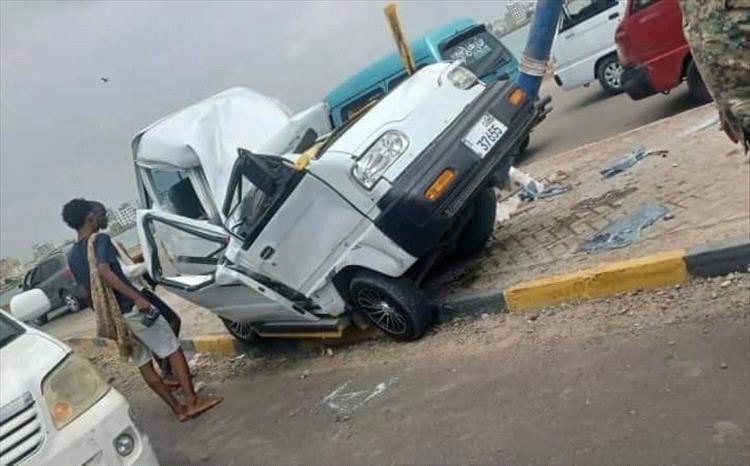 وزارة الداخلية: الحوادث المرورية تحصد أكثر من 400 ضحية في مناطق الحكومة الشرعية