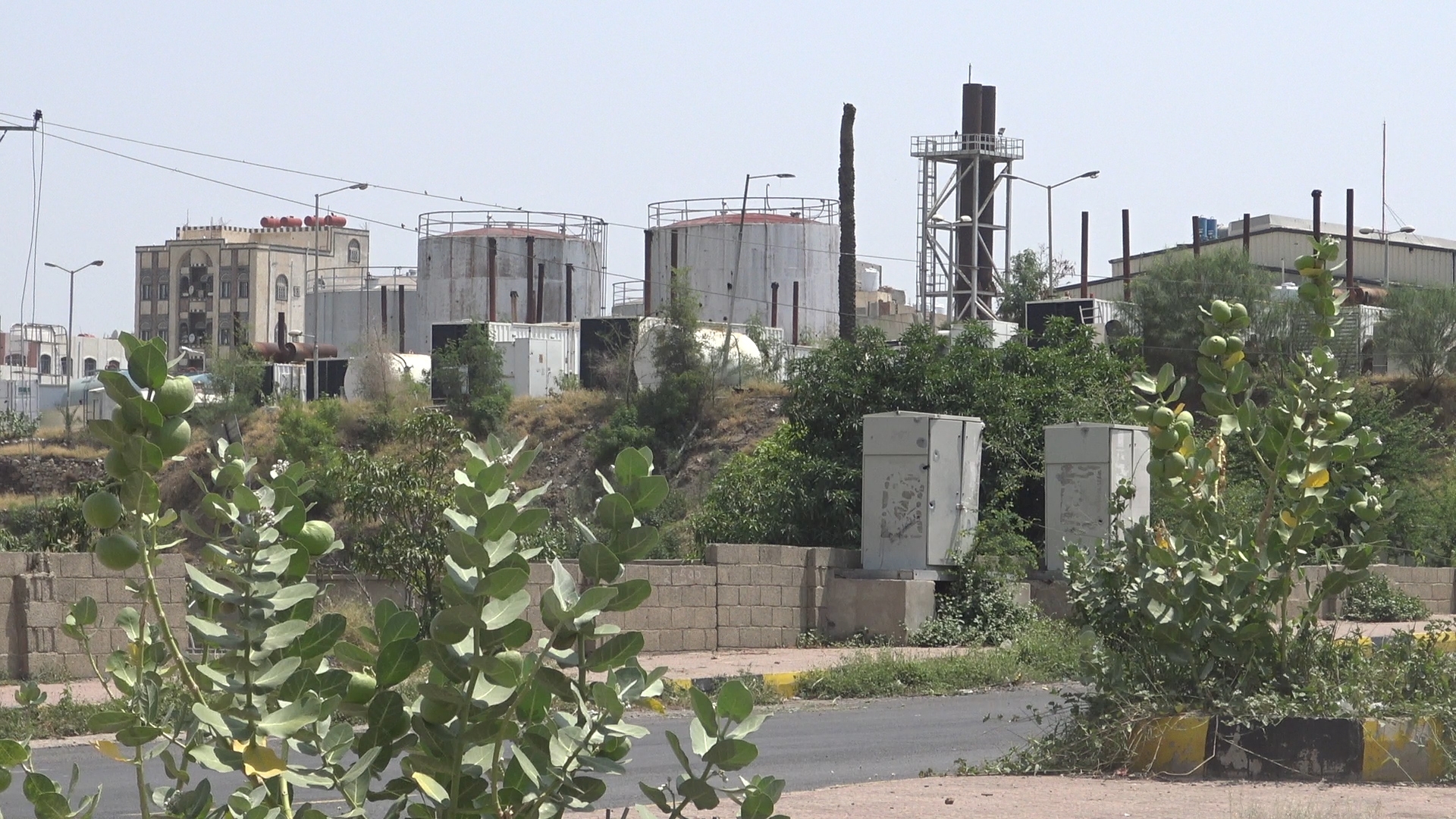 مدير مؤسسة الكهرباء بتعز يكشف لتعز تايم مستجدات مشروع المحطة الجديدة المقدمة من البرنامج السعودي