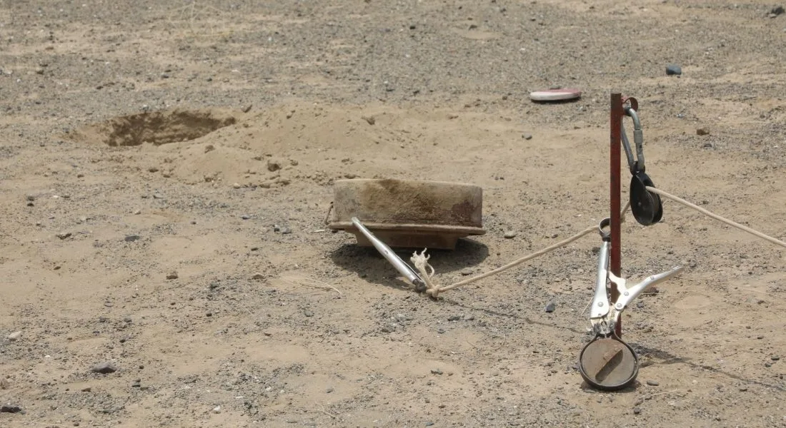 مشروع مسام يعلن عن اكتشاف حقل الغام جديد للحوثيين في مديرية الخوخة بالحديدة