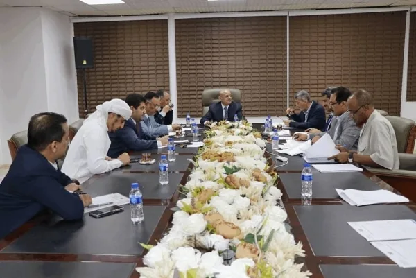 اللجنة الوطنية: آلية تنظيم وتمويل الواردات تدخل حيز التنفيذ الأحد المقبل عبر البنوك