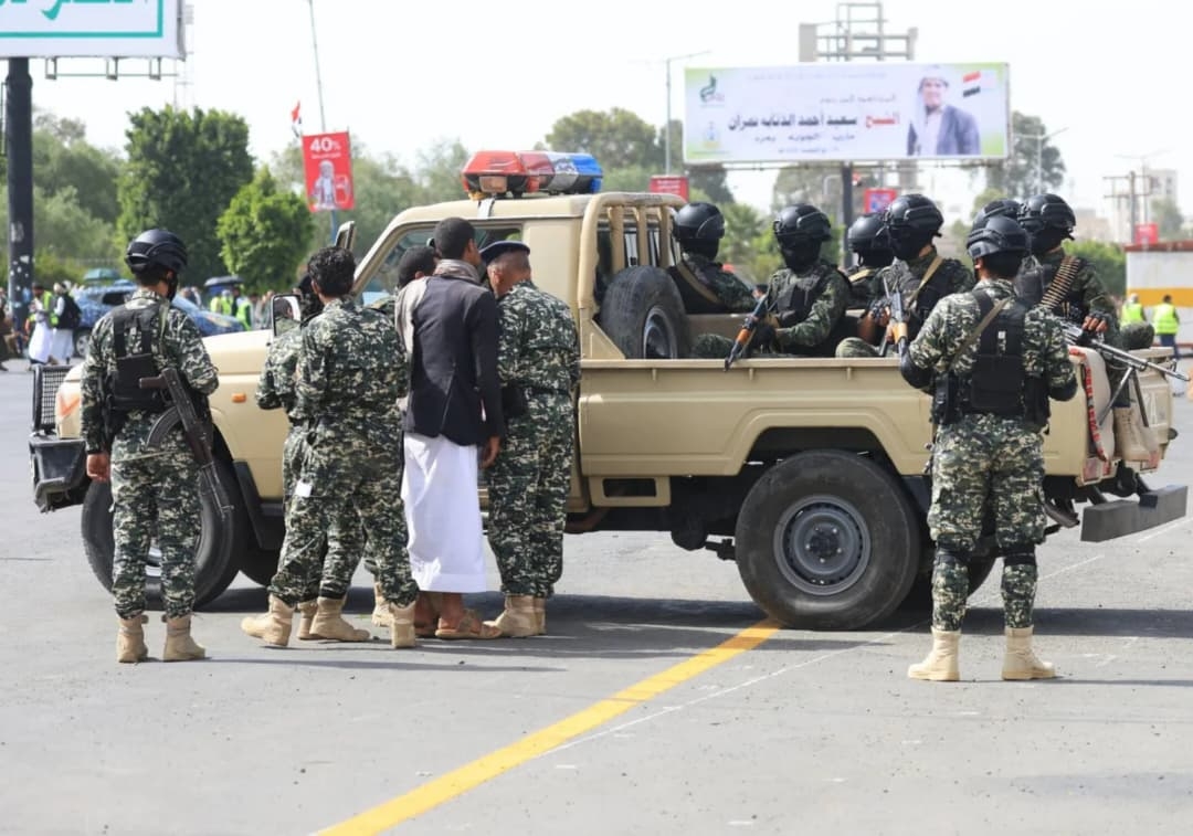 ارتباك أمني في الجبهة الداخلية للحوثيين واتهامات متبادلة بالتجسس بعد الغارات الإسرائيلية الأخيرة