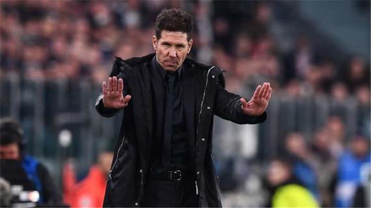 سيميوني: ريال مدريد وبرشلونة وحشان يريدان احتلال مركزنا