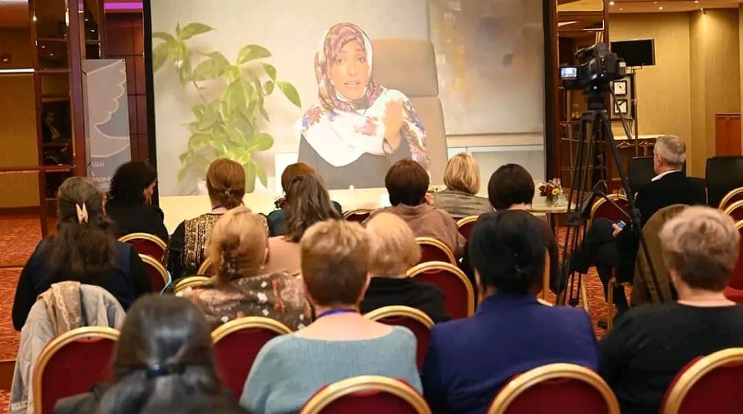توكل كرمان في مؤتمر "المرأة والسلام والأمن" بأرمينيا: السلام يبدأ بتمكين النساء وترسيخ العدالة
