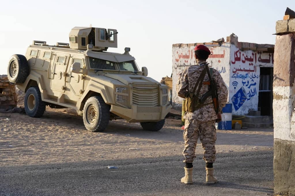 قوات درع الوطن تواصل انتشارها لتأمين الخطوط والمواقع الحيوية في حضرموت