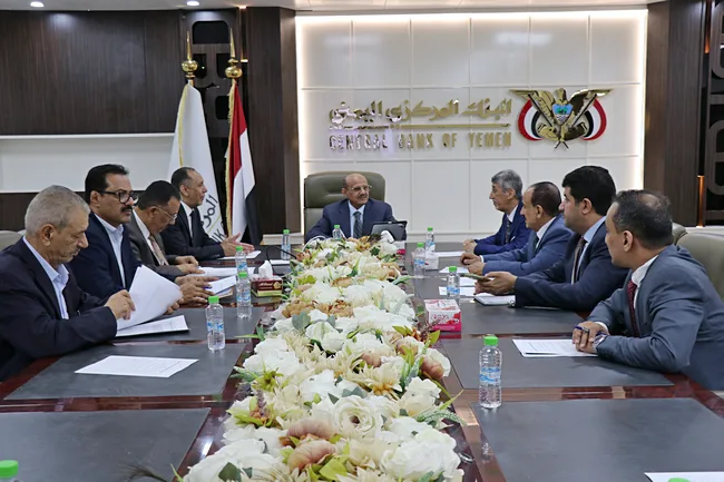 اللجنة الوطنية لتنظيم وتمويل الاستيراد تقر منع دخول وتداول المنتجات الإيرانية إلى اليمن بمختلف أنواعها
