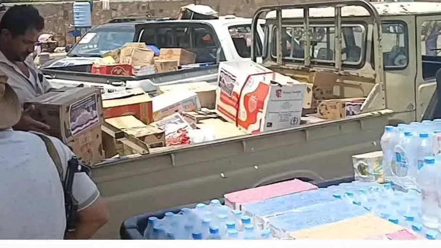 أبناء الصنة في المعافر يسيّرون قافلة غذائية للمرابطين في جبهة الكدحة غربي تعز