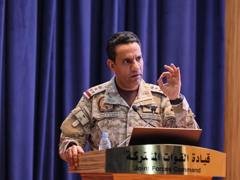 هدد باستهداف قوات الانتقالي.. التحالف يعلن استجابته لطلب الرئيس العليمي التدخل لحماية المدنيين في حضرموت