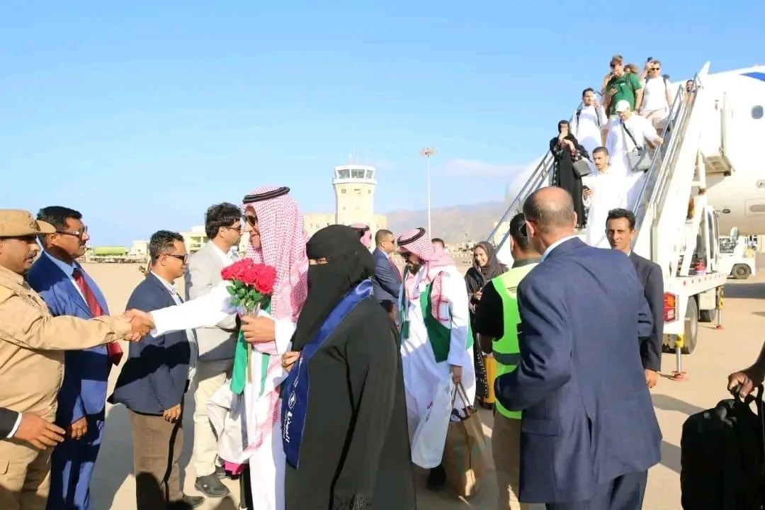 تدشين أولى الرحلات الدولية المباشرة من جدة إلى أرخبيل سقطرى